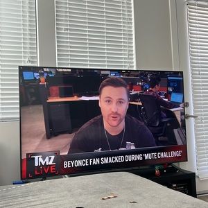 I’m Selling My Samsung Tv For $650